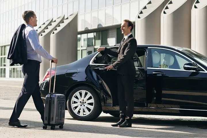 Executive Chauffeur Services for VIP Airport Transfers
